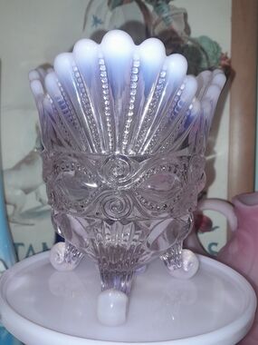 Pink Opalescent Spooner, Mosser Eye Winker